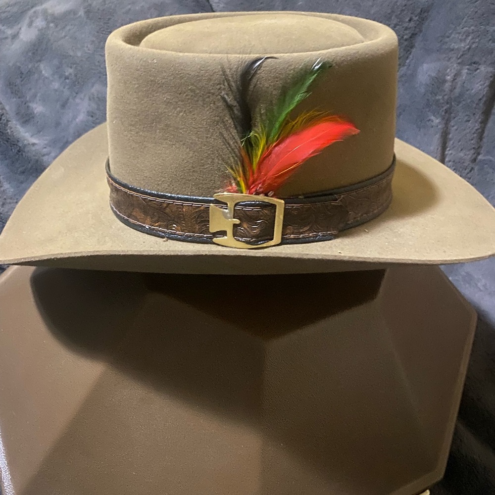 Stetson 4x Beaver 6 7/8 with metal hat box